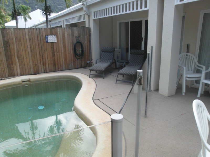 14/24 Warren St, Palm Cove QLD 4879