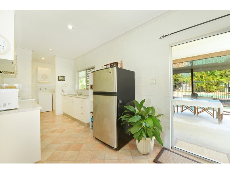 27 Cairnwell Street, Smithfield QLD 4878