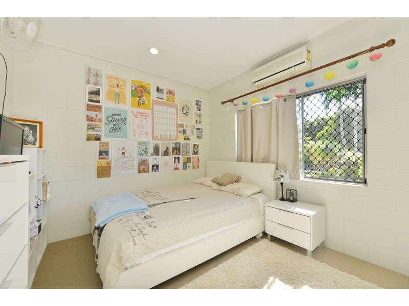 27 Cairnwell Street, Smithfield QLD 4878