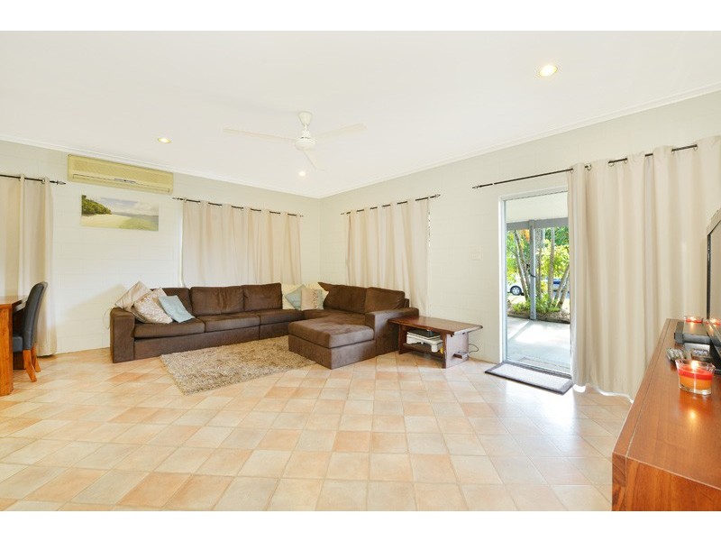 27 Cairnwell Street, Smithfield QLD 4878