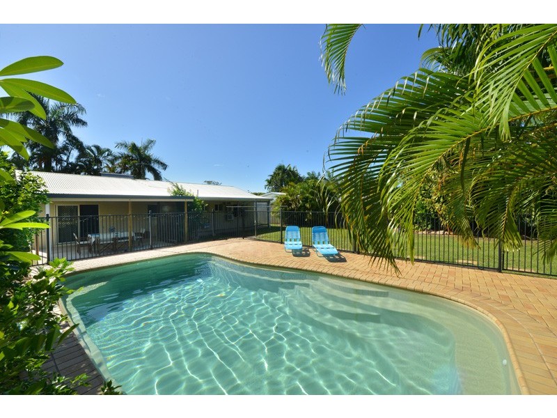 27 Cairnwell Street, Smithfield QLD 4878