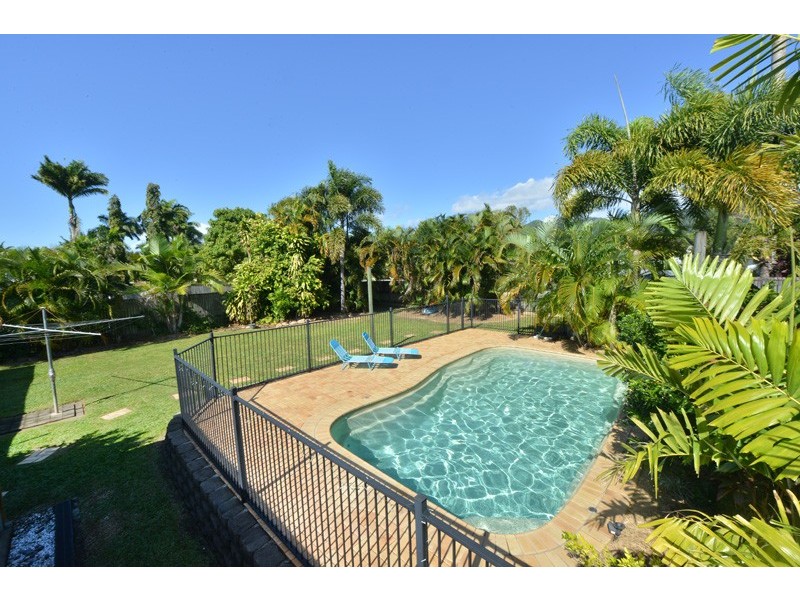 27 Cairnwell Street, Smithfield QLD 4878