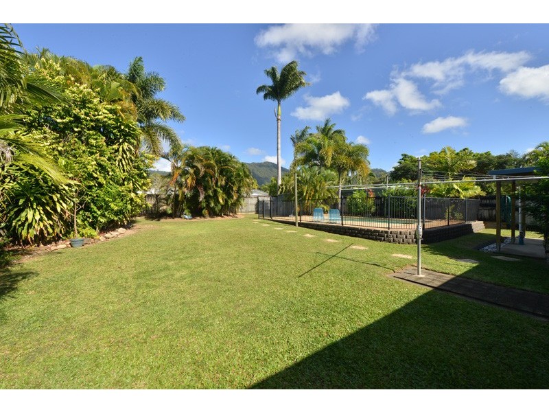 27 Cairnwell Street, Smithfield QLD 4878