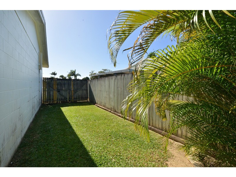 27 Cairnwell Street, Smithfield QLD 4878