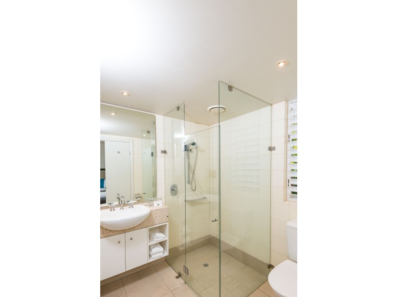 5321-22/123 Williams Esplanade, Palm Cove QLD 4879