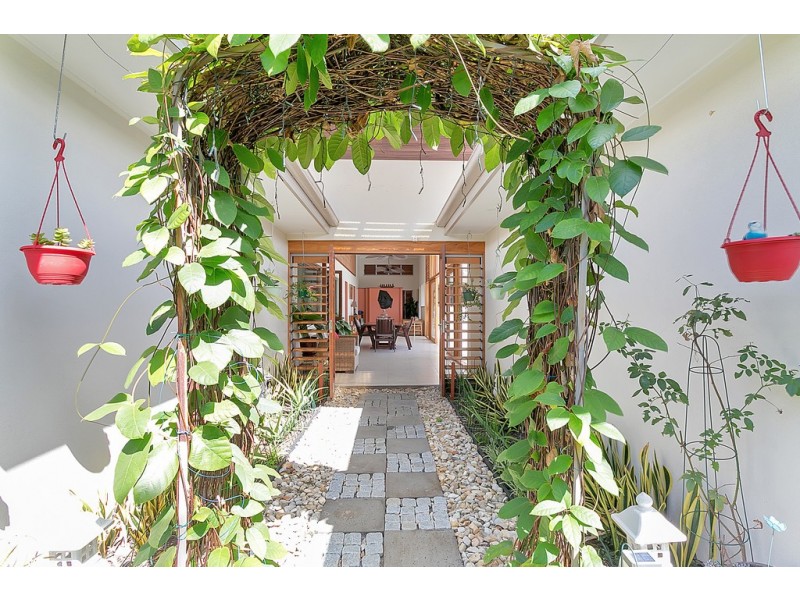 15 Ashwood Circuit, Smithfield QLD 4878