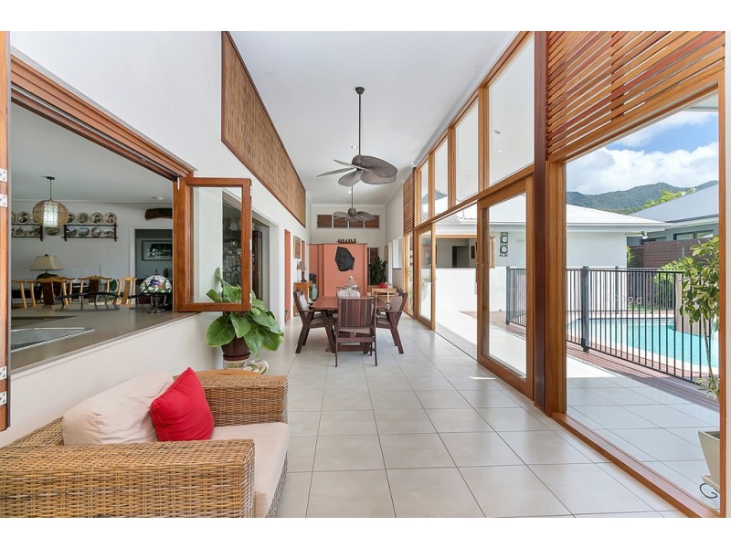 15 Ashwood Circuit, Smithfield QLD 4878