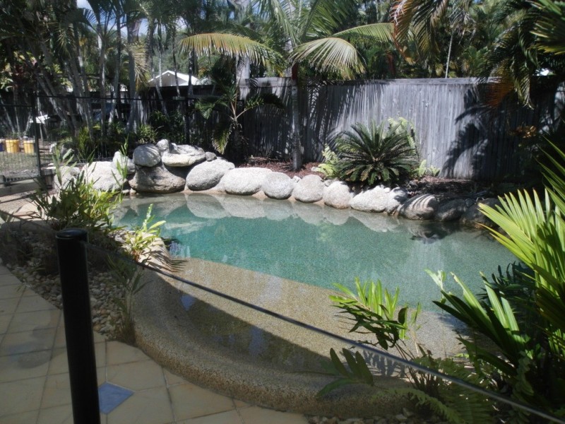13 Ilse Close, Clifton Beach QLD 4879