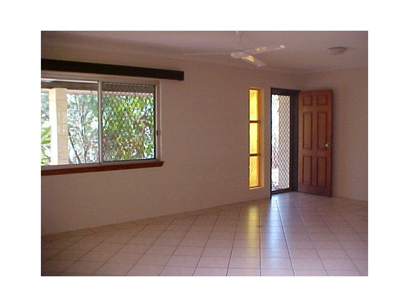 5 Morobe Close, Trinity Beach QLD 4879