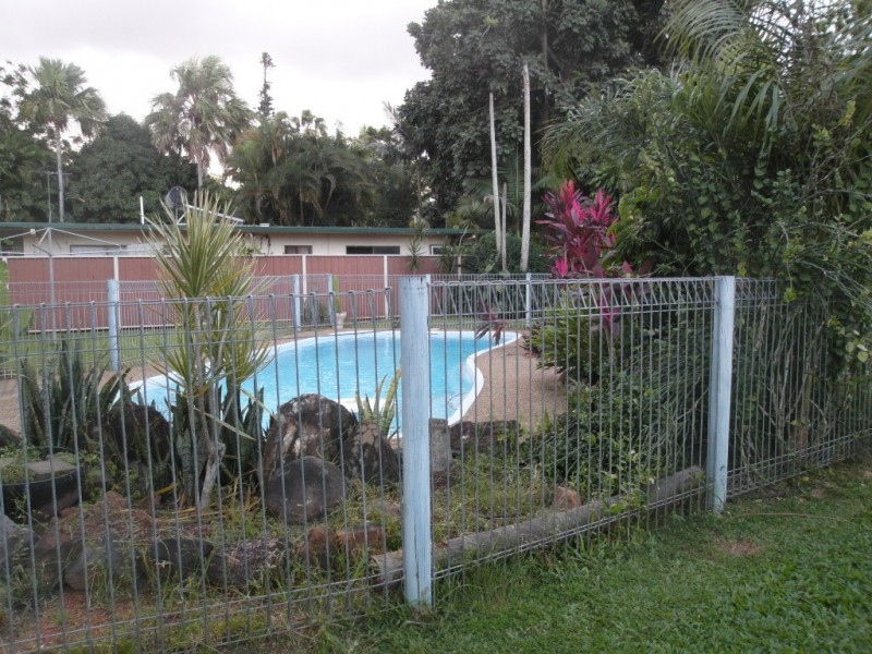 5 Morobe Close, Trinity Beach QLD 4879