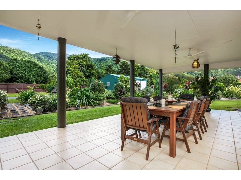 6-8 Hicks Close, Kewarra Beach QLD 4879