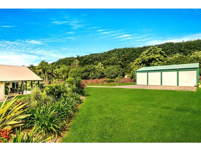 6-8 Hicks Close, Kewarra Beach QLD 4879