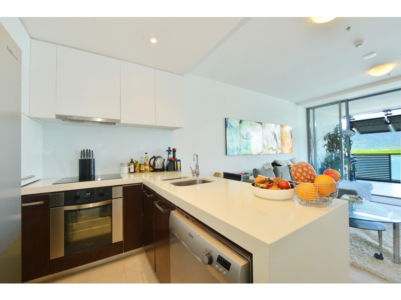 40/1 Marlin Parade, Cairns City QLD 4870