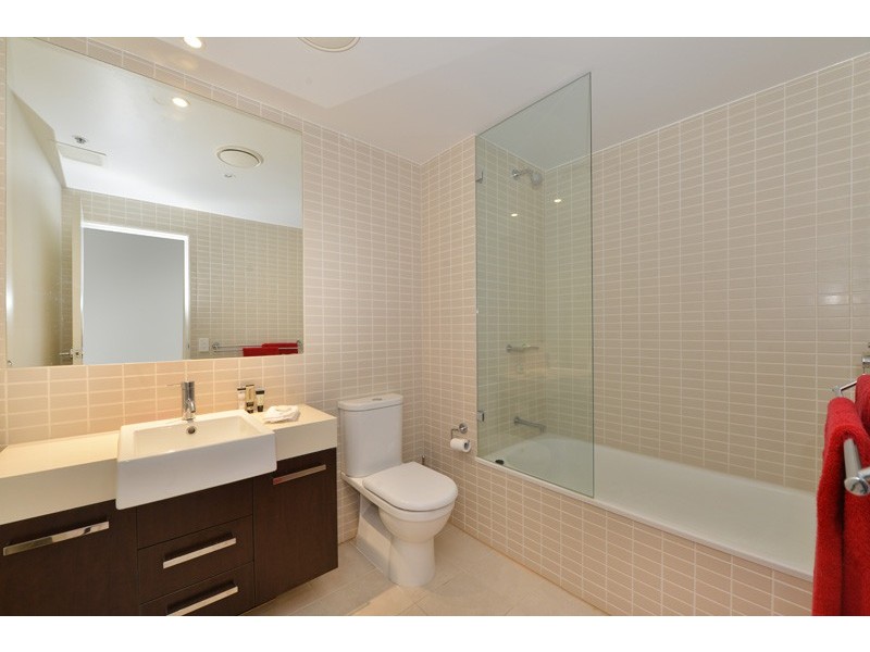 40/1 Marlin Parade, Cairns City QLD 4870
