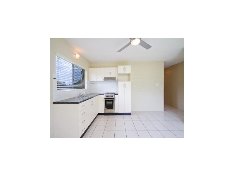 1/49 Sondrio, Woree QLD 4868