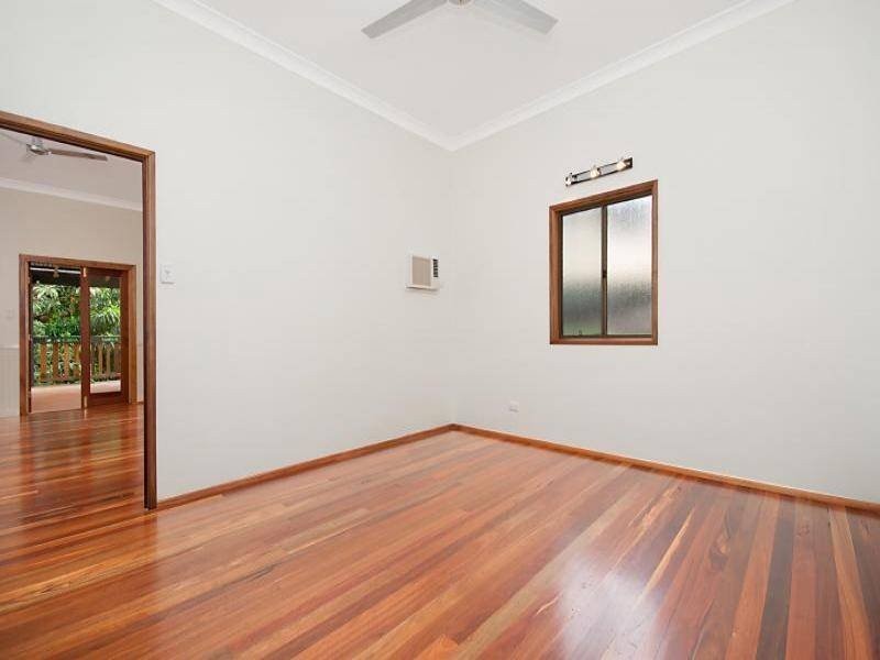 11 Martin St, Freshwater QLD 4870