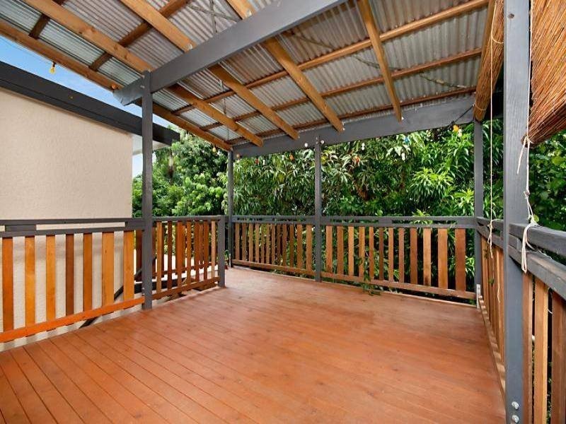 11 Martin St, Freshwater QLD 4870