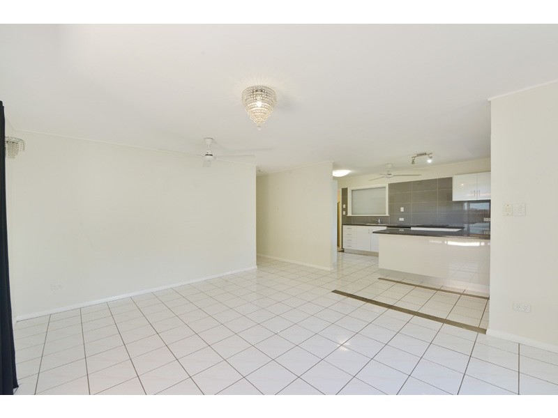 144 Russell St, Edge Hill QLD 4870