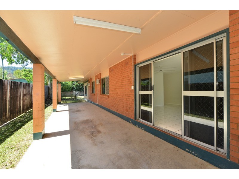 144 Russell St, Edge Hill QLD 4870