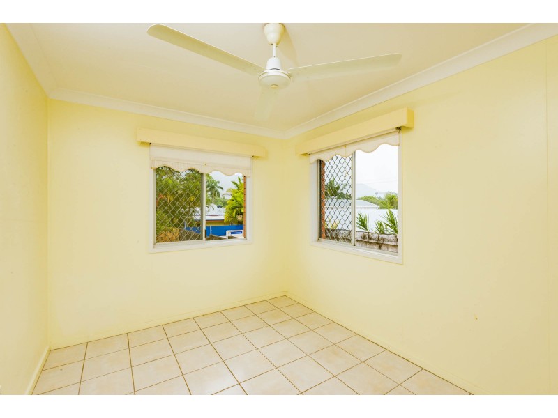 26 Duignan Street, Whitfield QLD 4870