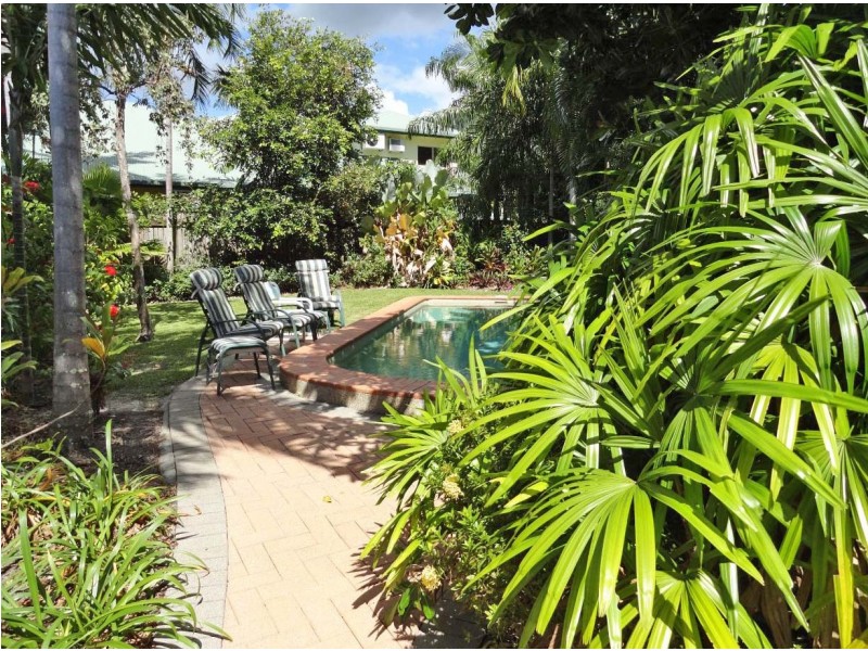 8/65-73 Cedar Road, Palm Cove QLD 4879