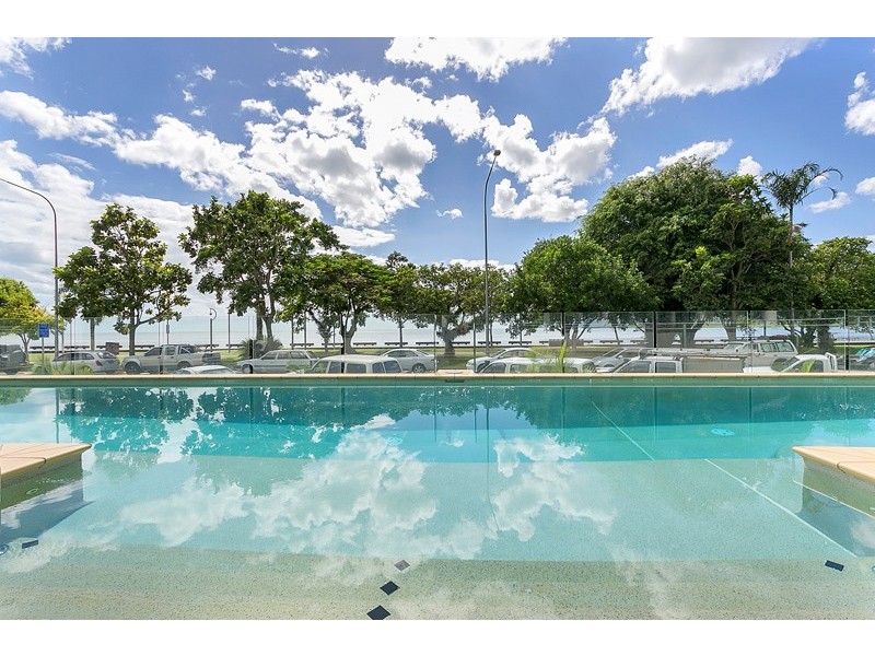 201/125-129 Esplanade, Cairns City QLD 4870