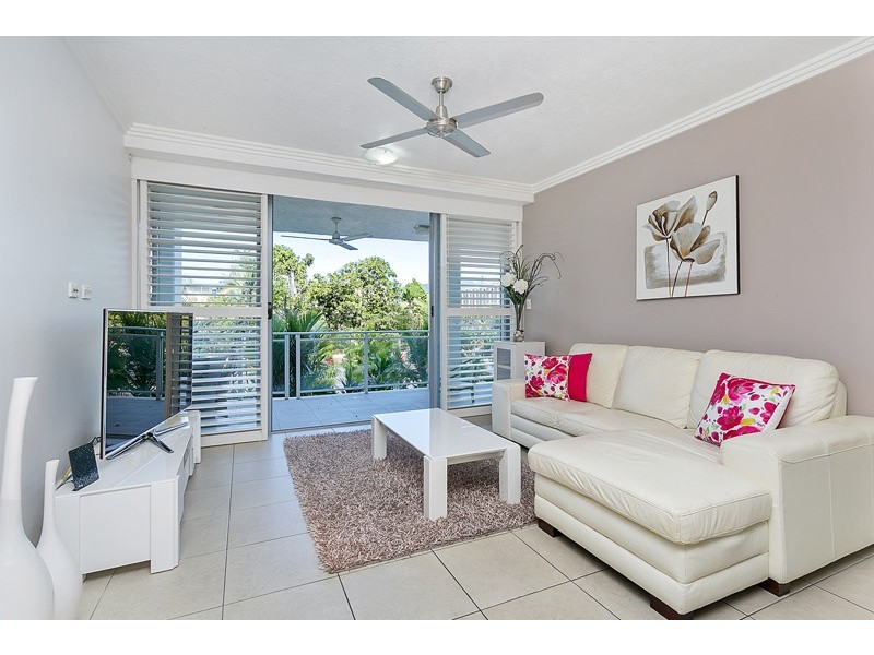 201/125-129 Esplanade, Cairns City QLD 4870