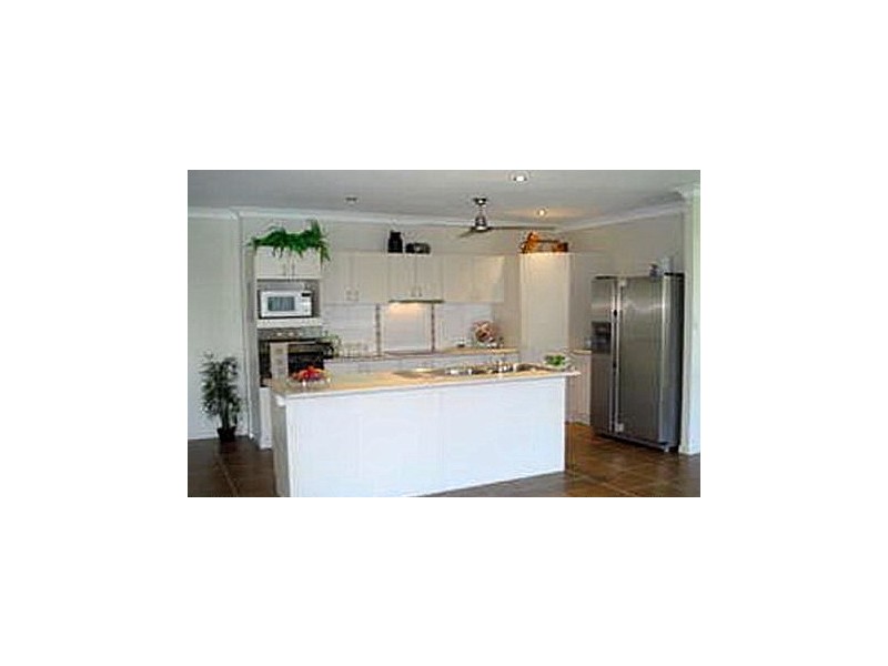 1 Helix Close, Clifton Beach QLD 4879