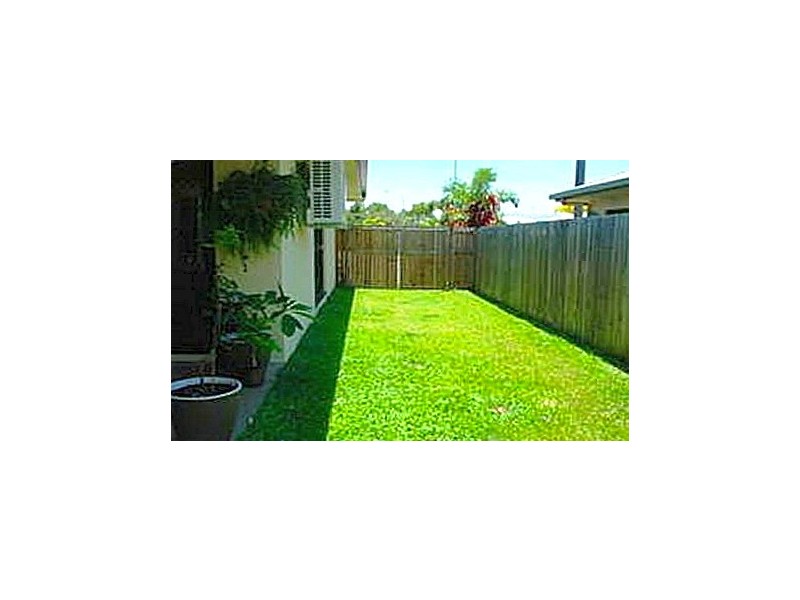 1 Helix Close, Clifton Beach QLD 4879