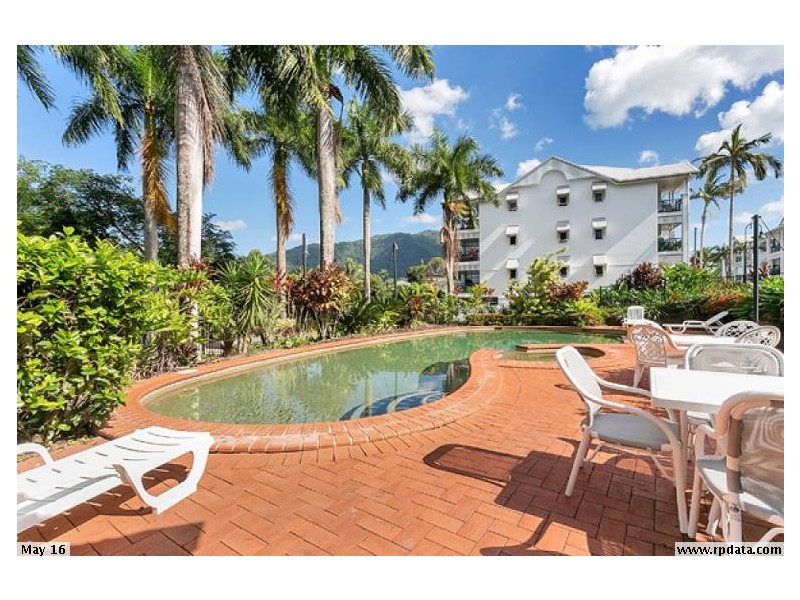 70/8-14 Munro Terrace, Mooroobool QLD 4870