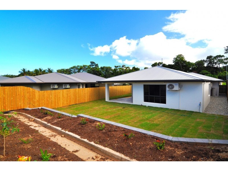 13 Hideaway Close, Palm Cove QLD 4879