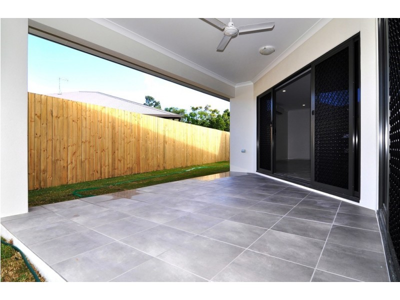 13 Hideaway Close, Palm Cove QLD 4879
