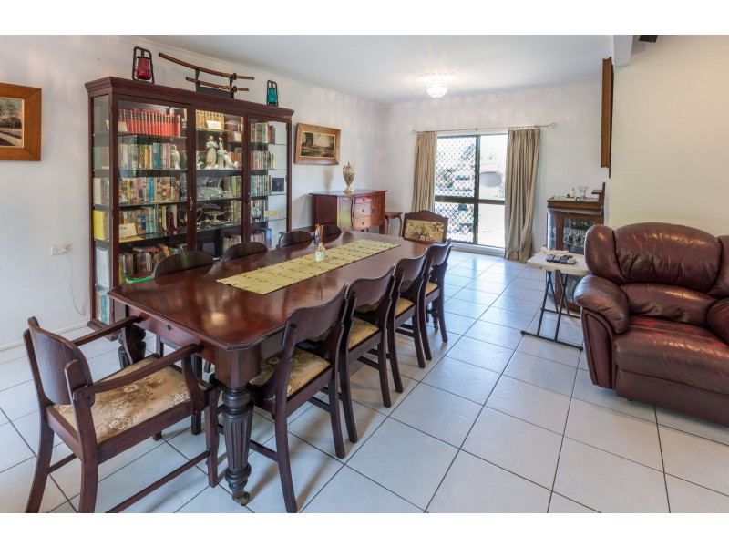 59 Survey St., Smithfield QLD 4878