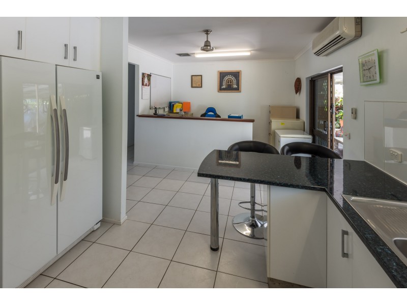 59 Survey St., Smithfield QLD 4878
