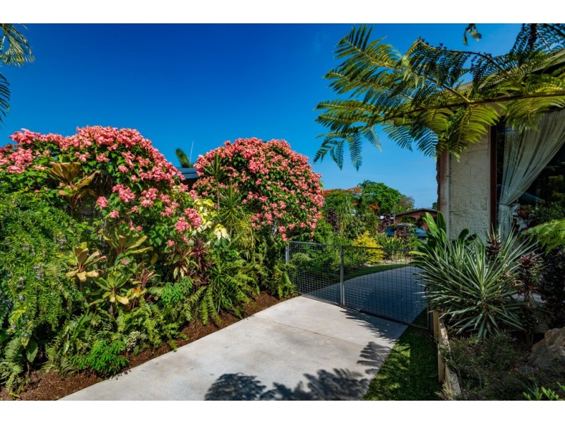 59 Survey St., Smithfield QLD 4878