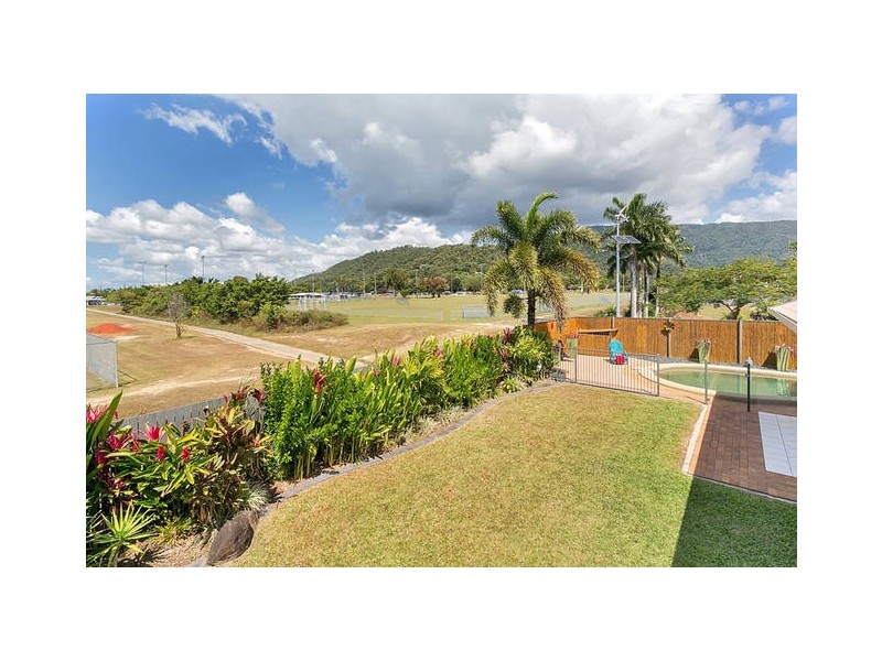 2 Teewah Close, Kewarra Beach QLD 4879