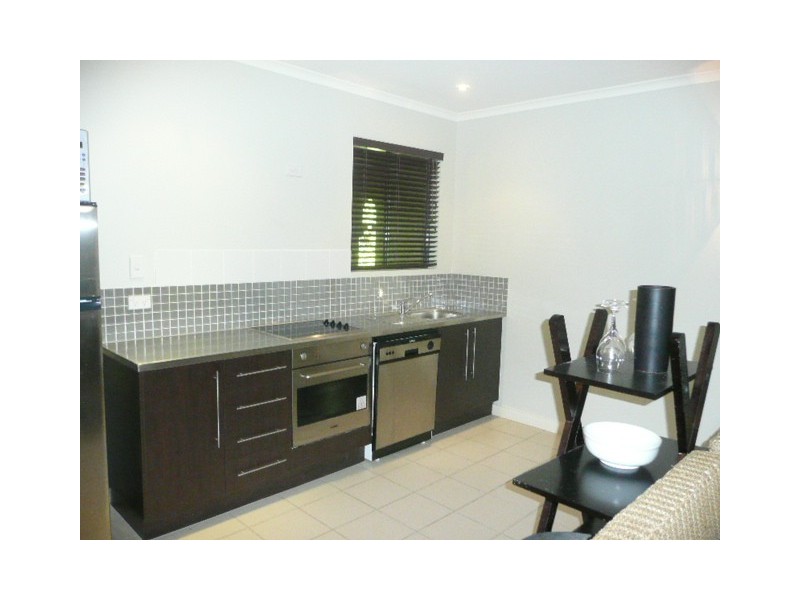 55/81 Cedar Road, Palm Cove QLD 4879