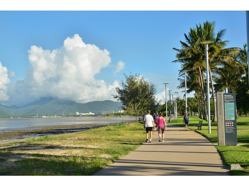 408/99 Esplanade, Cairns City QLD 4870