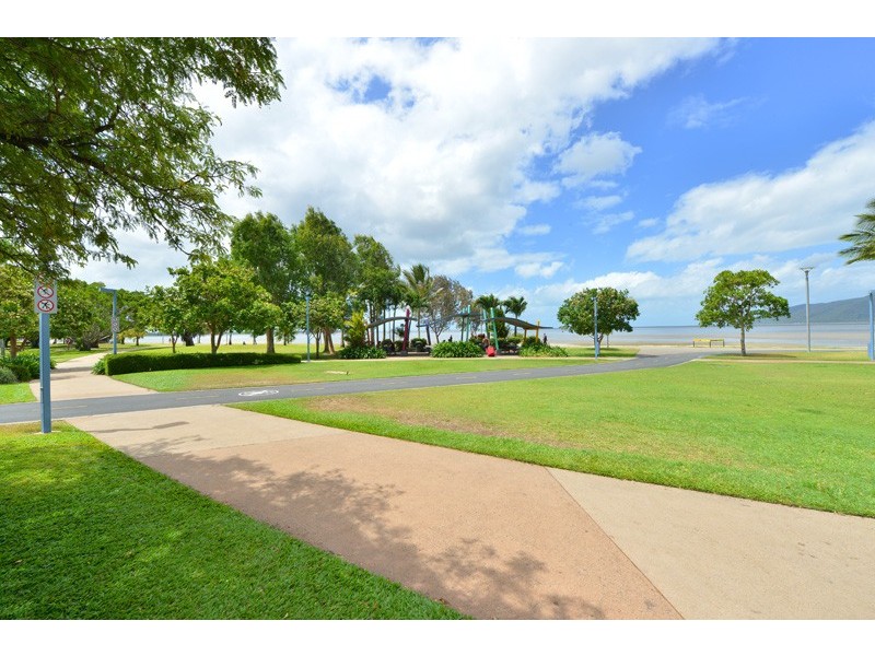 408/99 Esplanade, Cairns City QLD 4870