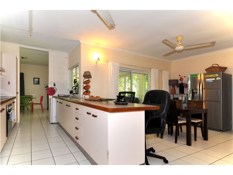 2 Linden Street, Clifton Beach QLD 4879