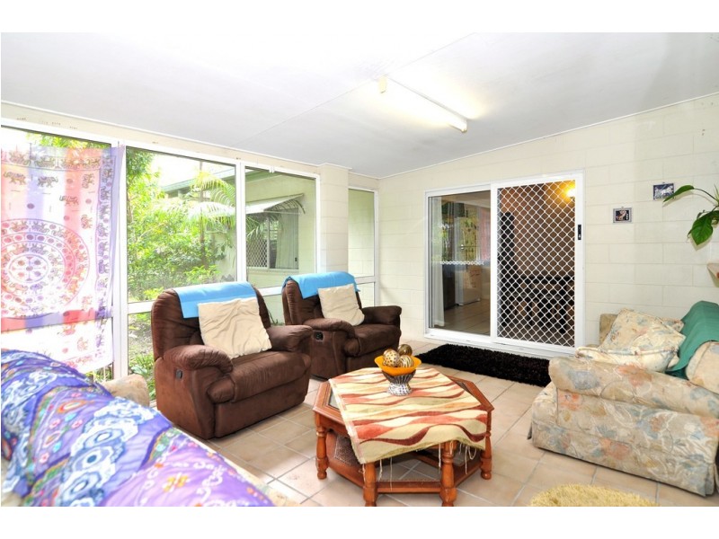 2 Linden Street, Clifton Beach QLD 4879