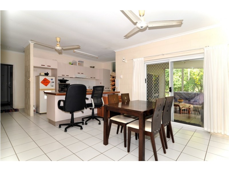 2 Linden Street, Clifton Beach QLD 4879