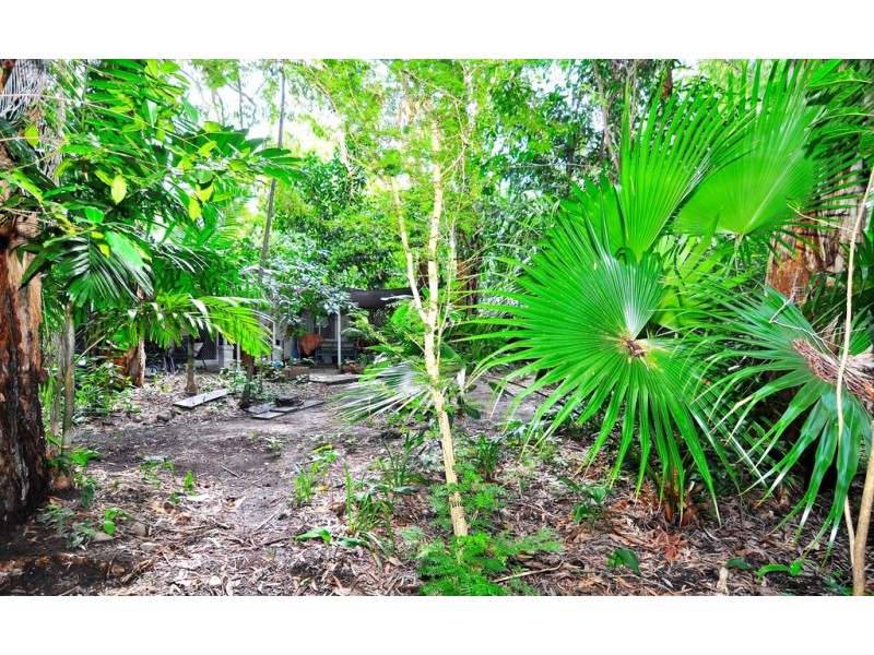 2 Linden Street, Clifton Beach QLD 4879