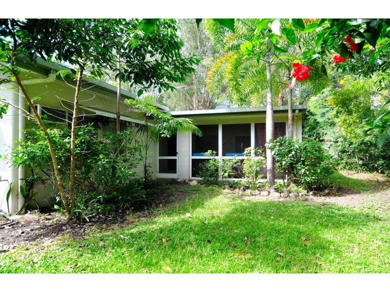 2 Linden Street, Clifton Beach QLD 4879