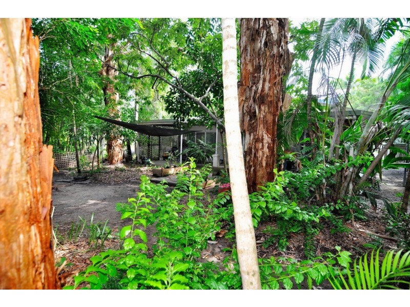 2 Linden Street, Clifton Beach QLD 4879