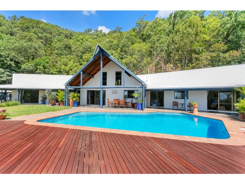197-199 Panguna Street, Trinity Beach QLD 4879