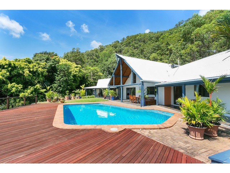 197-199 Panguna Street, Trinity Beach QLD 4879