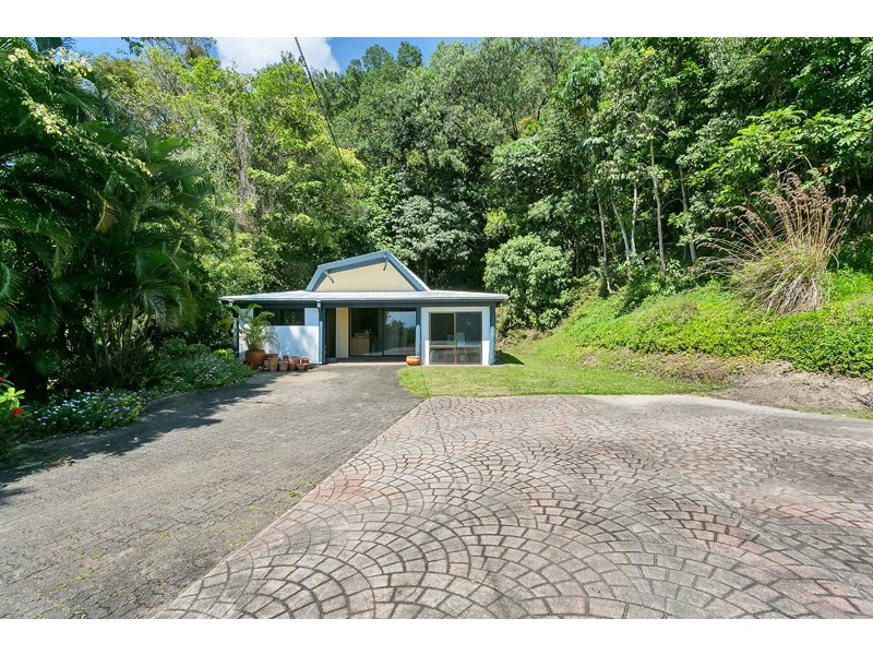 197-199 Panguna Street, Trinity Beach QLD 4879
