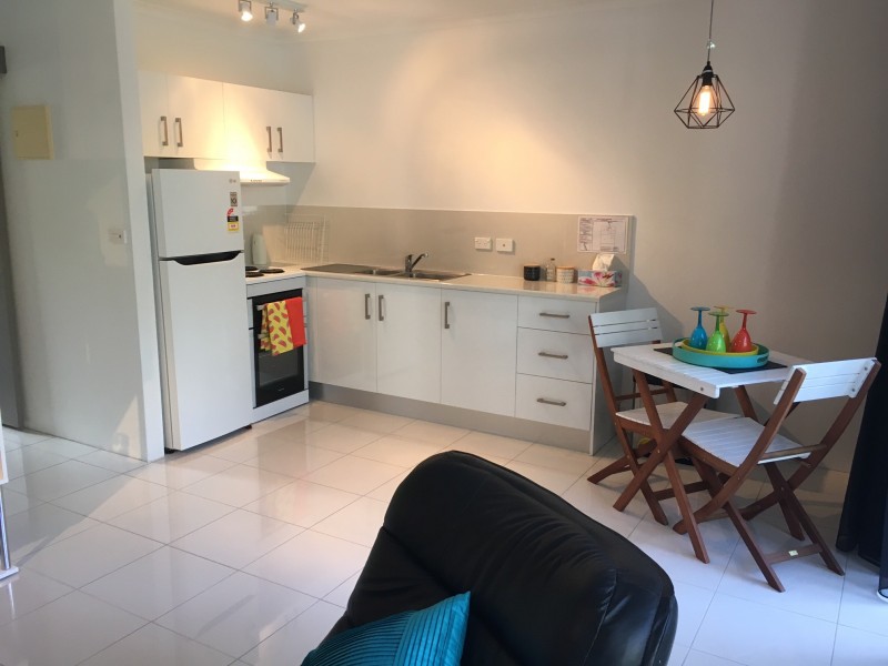 104 Coral Coast Drive, Palm Cove QLD 4879