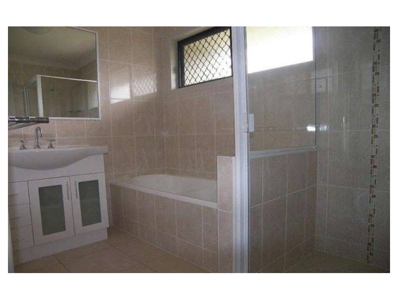 12 Sturt Court, Gracemere QLD 4702